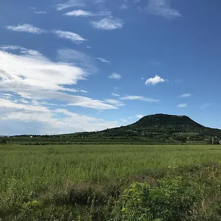 Kis Pele Nyaralohaz * Balatongyörök